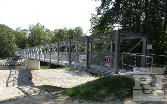 Stahl-Brücke