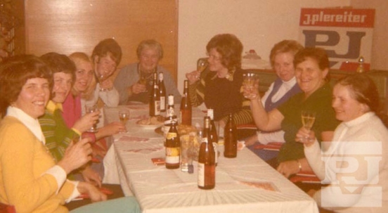 1975