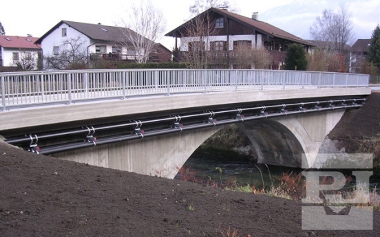 Bogenbrücke-4