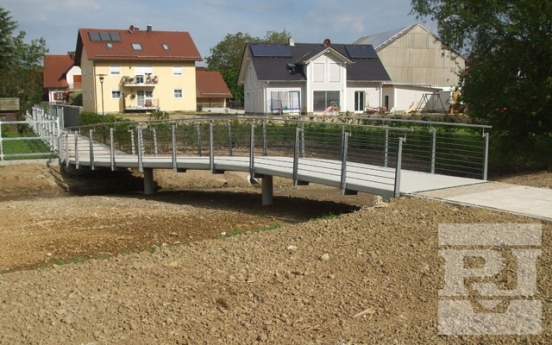 Geschlungene-Brücke
